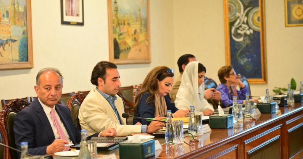 بلاول بهټو مشرې کښې د پاکستان نهه کسيزه وفد د امريکې دوره