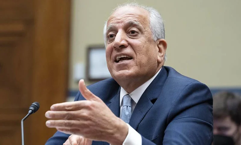 زلمي خلیلزاد تور لګولې چې پاکستان هغه افغان وګړو ته پناه ورکړې ده چې د طالبانو مخالف دې او ددوی په ضد ی کاروي.