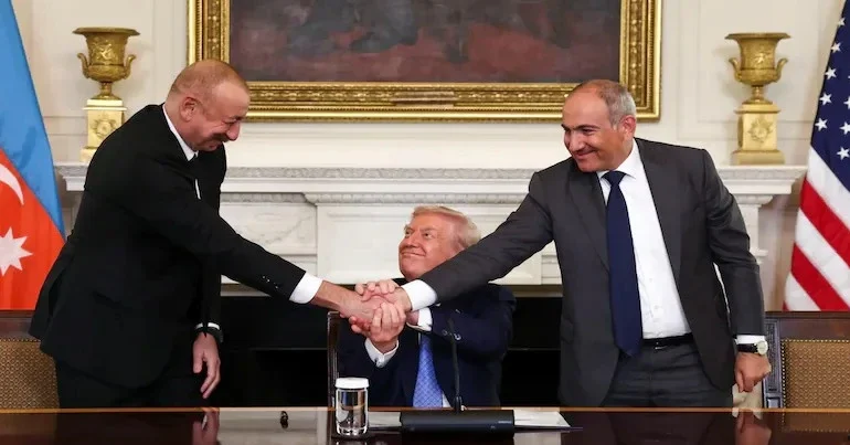 د صدر ټرمپ په کوششونو يو بل لوئي جنګ ختم ، امريکني صدر د آرمينيا او د آزربائيجان ترمينځ هم جنګ بندي کړيده