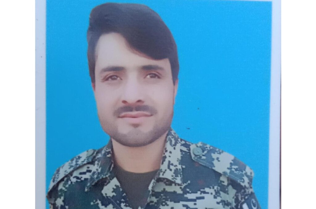 افغان لوري سنایپر برېد: یو اېف سي اهلکار شهېد