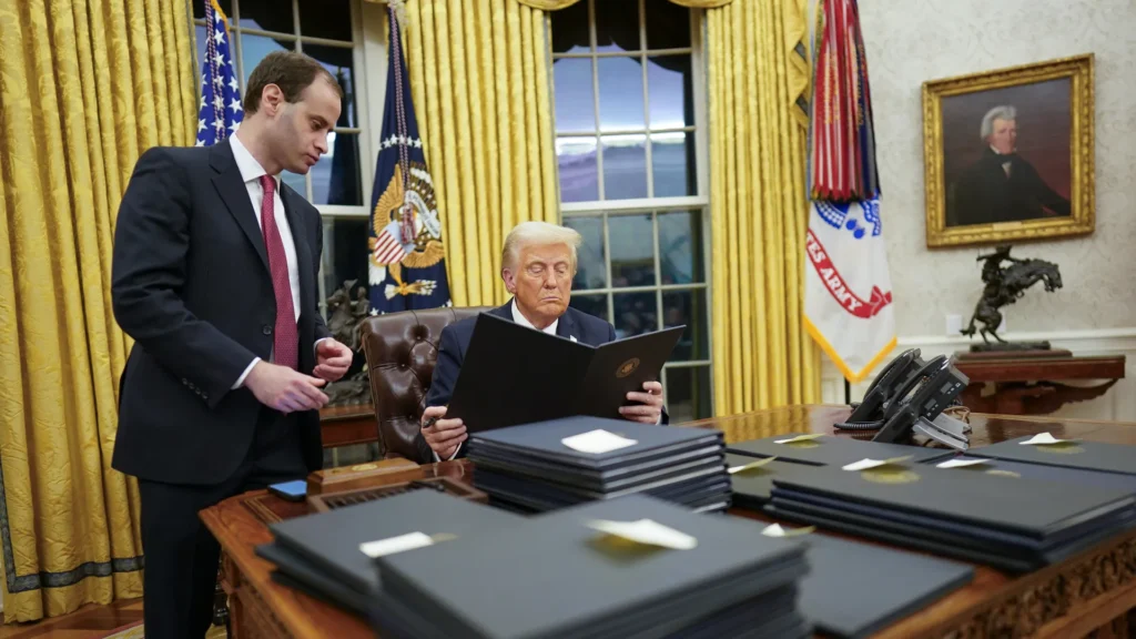 د امریکا پینټاګان به وس د دفاع ډیپارټمنټ نه، بلکې د جنګ ډیپارټمنټ په نامه یادیږي