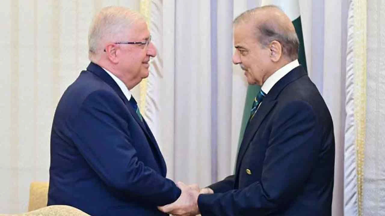 پوهان وایی د پاکستان او ترکي ترمینځ اړیکې به ددې درې ورځني سفر وروسته نورې هم قوی شي.