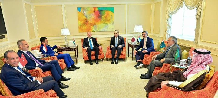 نيويارک کښې د پاکستان،قطر،سعودي عرب او ترکيه بشمول د عرب ملکونو خارجه وزيرانو غونډه،په مهمو معاملو مشاورت