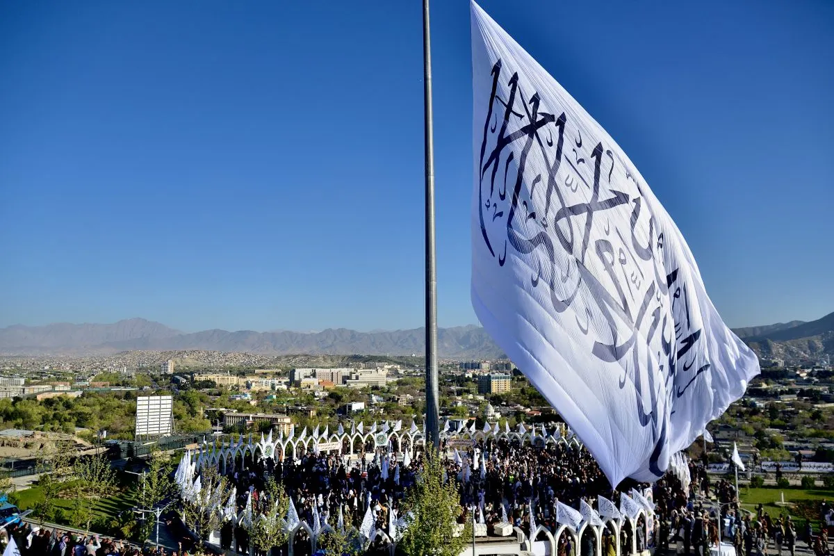 د اسلامي امارت لوري په خپور بیان کې ویل شوي دي موږ ټولې نړۍ سره بغیر د څه توپیر پیاوړې اړیکې غواړو.