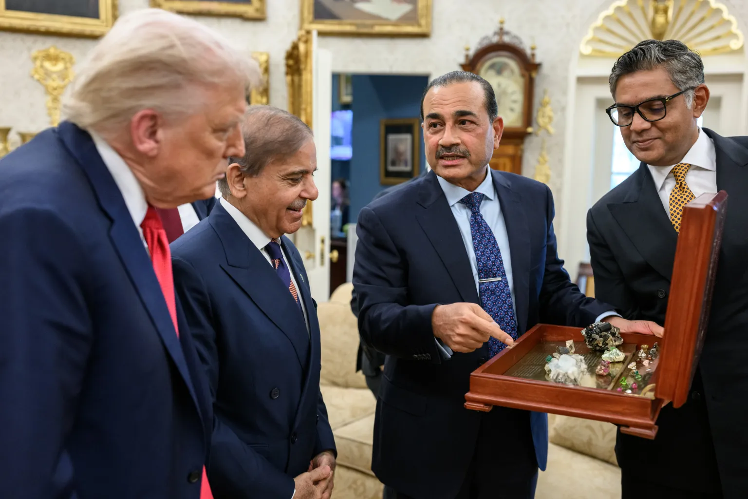 د پاکستان وزیراعظم شهباز شریف سعودي عرب ،برتانیه او بیا امریکا ته یو کامیاب سفر وو
