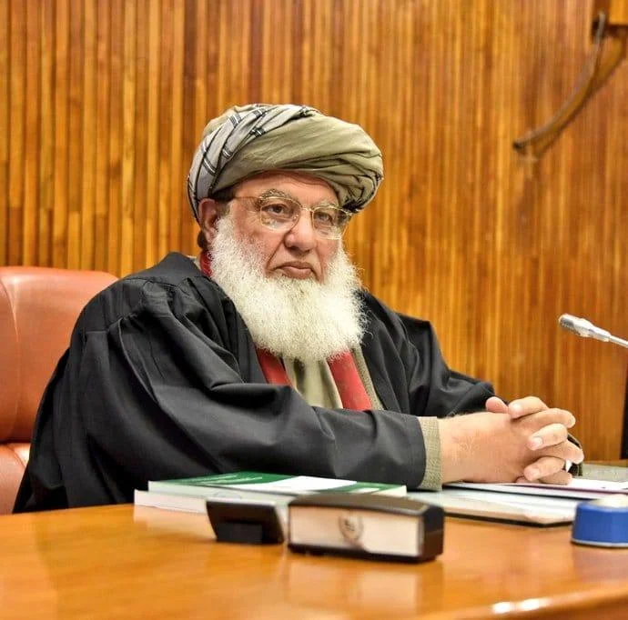 شنوونکي وایی چې په خیبر پښتونخوا کې د داسې شکمن او لانجمن شخصیتونو جوړجاړې ددې صوبې امنیت د لا نورو ګواښونو سره مخ کولې شي