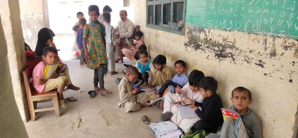 که په یو هیواد کې د پرایمري سکولونو ارزښت په پام کې ونیول شي نو بیا دا هیواد د ژوند په هر یو میدان کې مخ په وړاندې مزل کوي