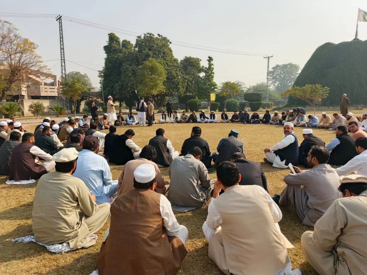 پاکستان او افغانستان دواړه اړخونو ته په اربونو روپو تاوان رسی