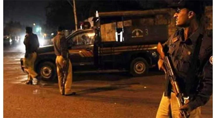 کراچۍ کې په ګڼ شمیر کې غیرقانوني افغان مهاجرین میشت دي