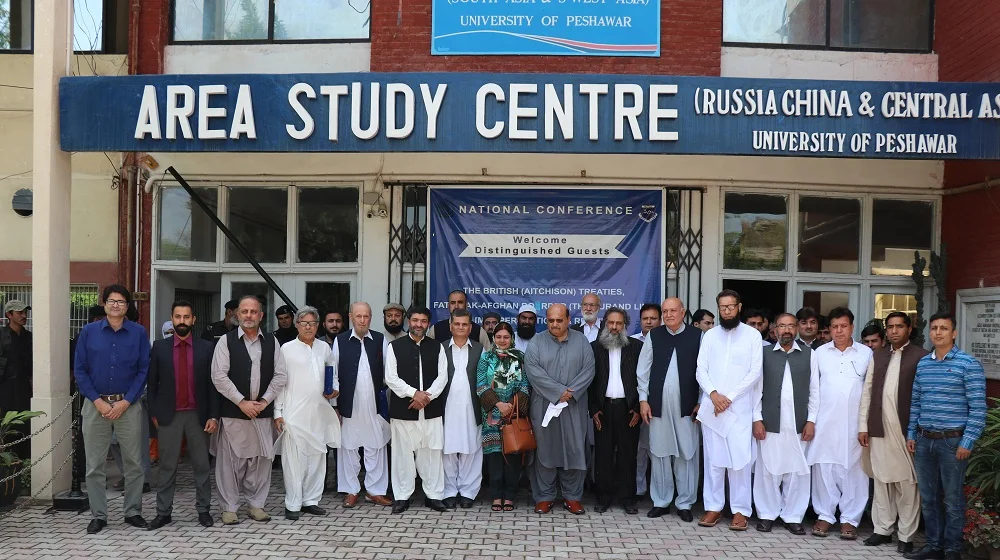 پاکستان او افغانستان دوه ګاونډي هیوادونه ته باید ستونزې له خبرو لارې هواري کړي