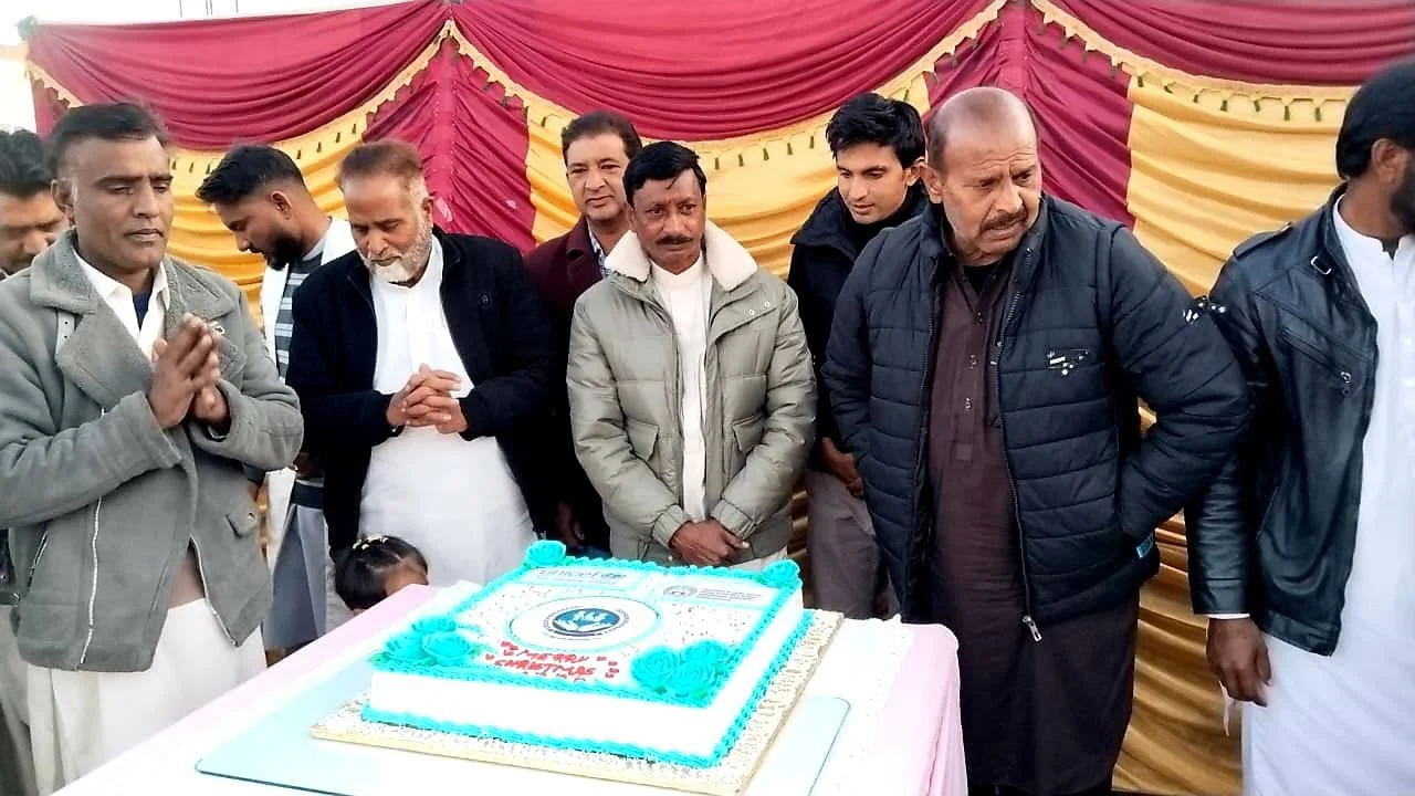 نن په ټوله نړۍ کې، د پاکستان په شمول کرسمس نمانځلې شي