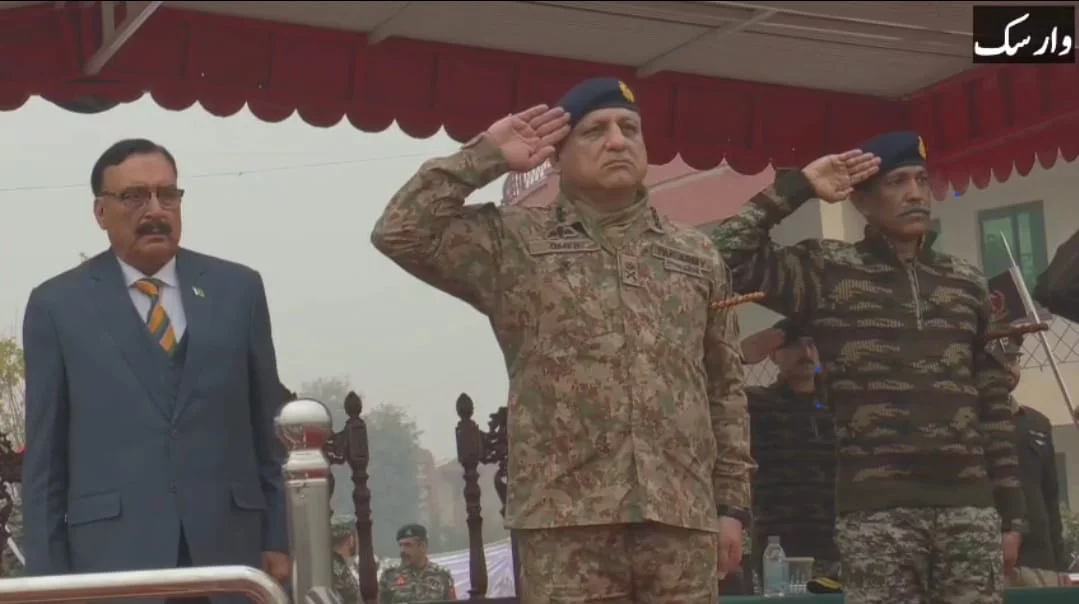 په کیډټ کالج ورسک کې د والدینو ورځې تابیا شوې دستوره کې کیډټانو ، والدینو او شمیر نورو کسانو ګډون وکړو