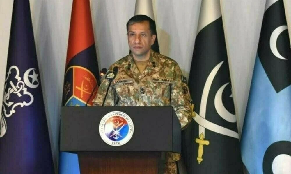 ډي جي ایی ایس پي آر په خبري کانفرنس کې وویل چې د پي ټي آیی مشر وایی پوځ سیاست کوي او جنګ نه شي کولې، ولې دوی و نه لیدل چې پوځ څنګه جنګ وکړو