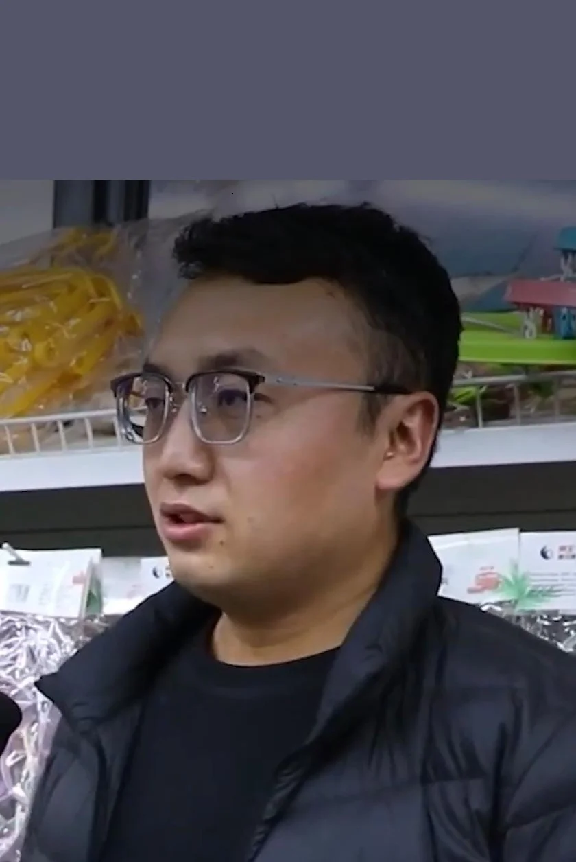 افغان طالب چارواکو ترمخه په دې پیښه کې د چینایی مسلمان په شمول اووه کسانو ژوند له لاسه ورکړې دې