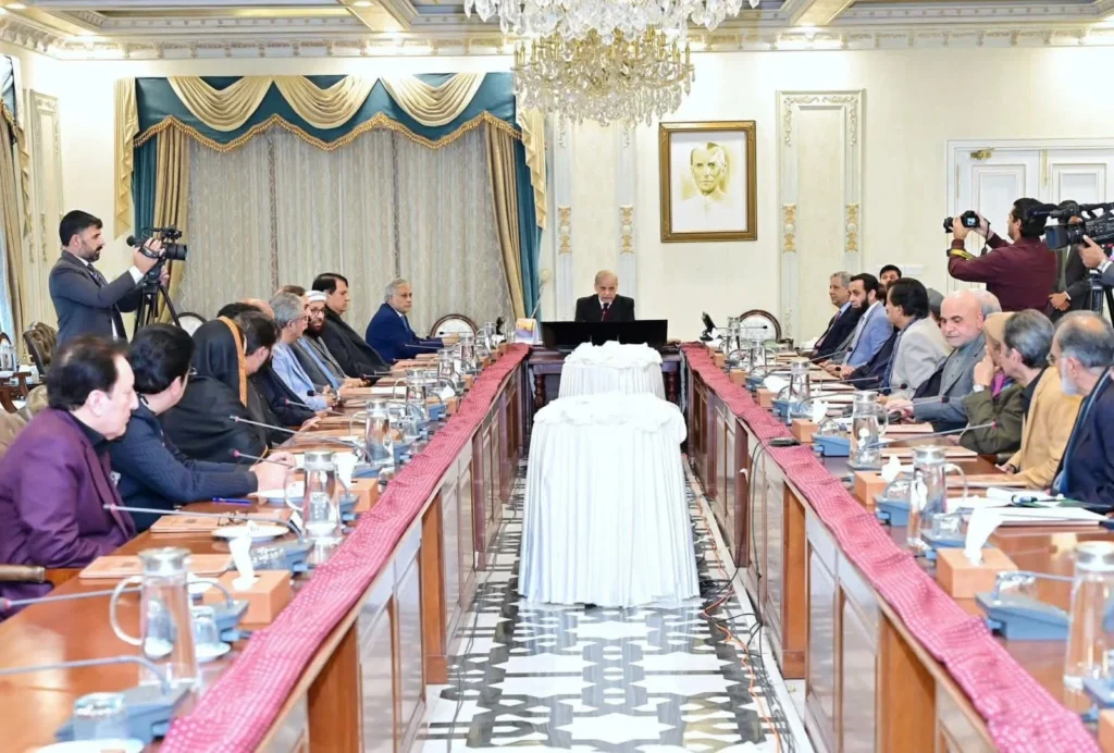 د خیبر پښتوخوا وزیراعلی نن سبا د سندهه په دوره تللې دې