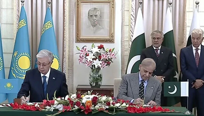 په اعلامیه کې پر دې موافقه وشوه چې د افغانستان خاوره باید د داسې هېڅ ډول فعالیت لپاره ونه کارول شي چې د سیمې یا د نورو هېوادونو امنیت ته ګواښ پېښ کړي.