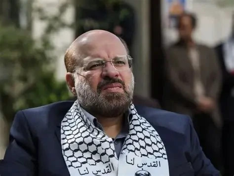 د حماس مشر د اقوامِ متحدہ وروستي راپور ته په اشارې سره وویل چې په غزه کې داسې امریکايي بمونه کارول شوي چې د هغوی د تودوخې له امله د انسانانو جسدونه په فضا کې تجزیه شوي، او د شهیدانو اصلي شمېر ښايي تر دوو لکو پورې ورسېږي