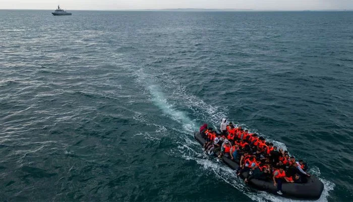 دغه پرمختګونه د متحده ایالاتو د اندیښنې څرګندونه کوي چې نړیوالې جنایي شبکې د مهاجرت د تشو څخه استفاده کوي او د قانوني کاروبارونو تر شا پټېږي. فدرالي ادارو د دې عملیاتو د شنډولو هڅې زیاتې کړي