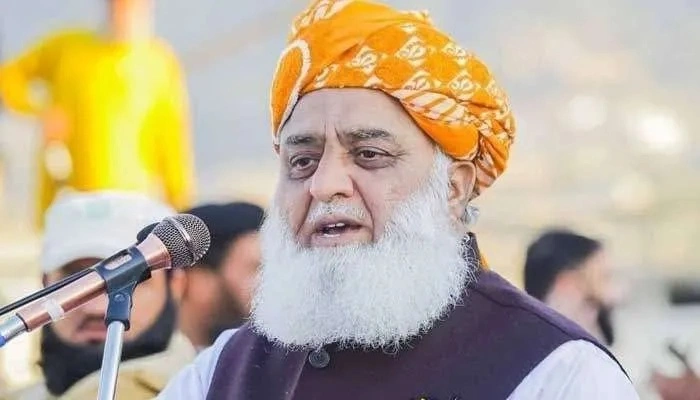 چارواکو ويلي، چې د سرحدونو امنيت او ترهګري يوازې د سرحدي تېروتنو مسله نه ده، بلکې د اوږدې تاريخي شاليد، استخباراتي شبکو، مالي ملاتړ، خوندي ځايونو او دواړو غاړو ته د فعالو شبکو سره تړاو لري