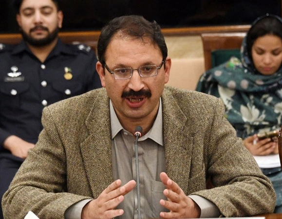 دا پرمختګ د PTI لپاره یو لوی چلینج څرګندوي: د داخلي اختلافاتو سم مدیریت او د ډلې جوړښت ساتل، څو د پارلمان دننه او بهر د ګوند موثریت خوندي پاتې شي