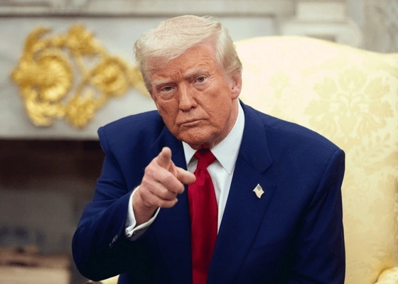 دواړه راپورونه د ډیپلوماتیکې لارې په اړه د زیاتېدونکي عاجل وضعیت او کړکېچ ښکارندويي کوي. که څه هم مذاکرات رسمي پاتې دي