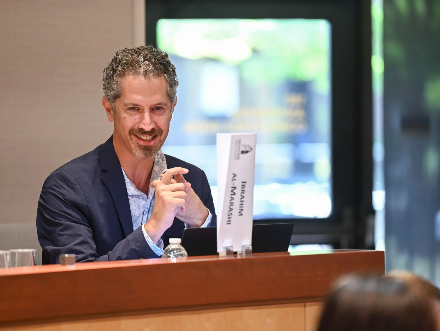 د طالبانو محدود واک اوږدمهاله پایلې لري. کمزوري ټولنې سیاسي شوې دي او دا تبعیض د کابل حکومت مشروعیت ته ګواښ پېښوي، پداسې حال کې چې ترهګریزې شبکې د فعالیت زمینه پیدا کوي