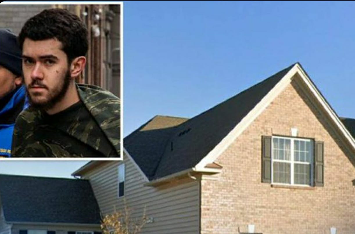 د امریکا چارواکو د ابراهيم کايمي په نوم ۱۹ کلن افغان اصلي اوسېدونکی او د هغه یو همکار د نیویارک ښار په مظاهره کې د بمي چاودنې د هڅې په تور ونیول