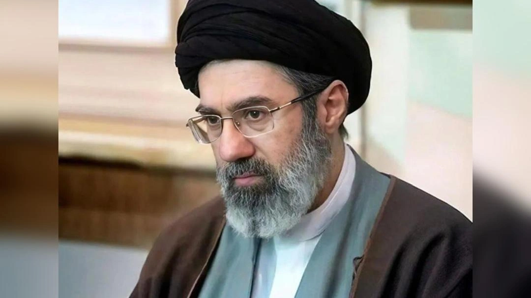 په دې پیغام کې نوموړي ویلي چې د امریکا ټول پوځي اډې باید په منځني ختیځ کې سمدستي وتړل شي، که نه نو دا به د برید هدف شي. هغه همدا رنګه وویل چې د هرمز تنګه باید د دښمن پر وړاندې د فشار لپاره تړلې پاتې شي