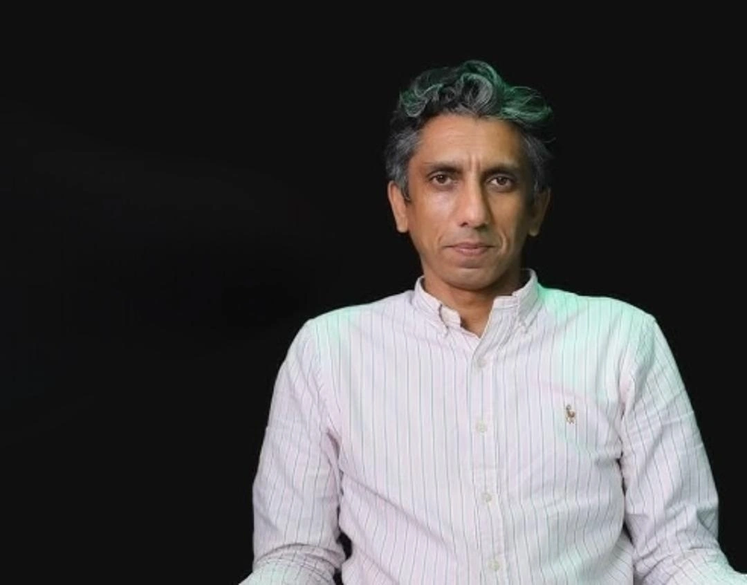 ایاز سید جنجالي ټویټ: د دفاعي عملیاتو ‘تېروتنه’ بلل د ملي امنیت پر بحثونو اور پورې کړ