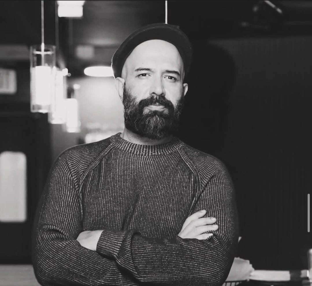 عامه او دیني حلقې په پاکستان کې د قرآن پاک د آیتونو د ادعا شوې سپکاوي په اړه غصه څرګندوي او د وجاہت سعید پر وړاندې د فوري قانوني اقدام غوښتنه کوي، څو د ټولنې روحاني او اخلاقي بنسټونه خوندي پاتې شي