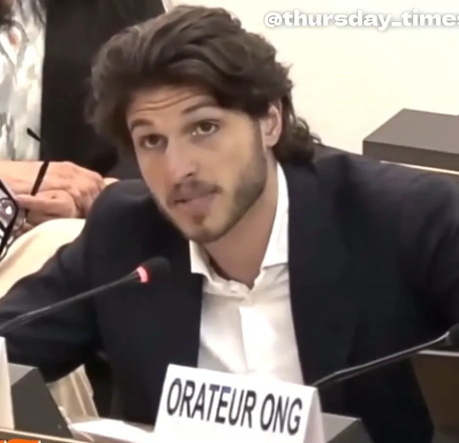 قاسم خان په نړیوال فورم کې د وینا پر مهال، چې د پاکستان د سوداګریزو امتیازاتو او اقتصادي اغېزو په اړه یې بحثونه راوپارول