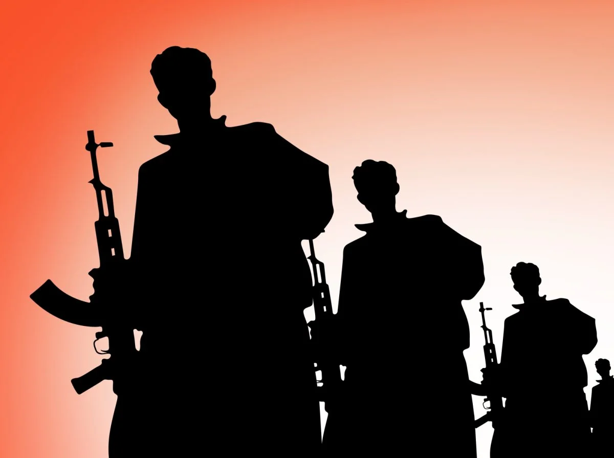 په آکاخیل کې استخباراتي عملیات؛ ترهګرو د ملکي حجرو د پټنځای په توګه کارولو له امله پېچلتیاوې او جاني زیانونه