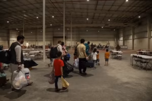 د افغان کډوالو کانګو ته د لېږد پلان د امریکا په کانګرس کې سخت غبرګونونه راپارولي او دا اقدام “د شرم وړ” بلل شوی دی