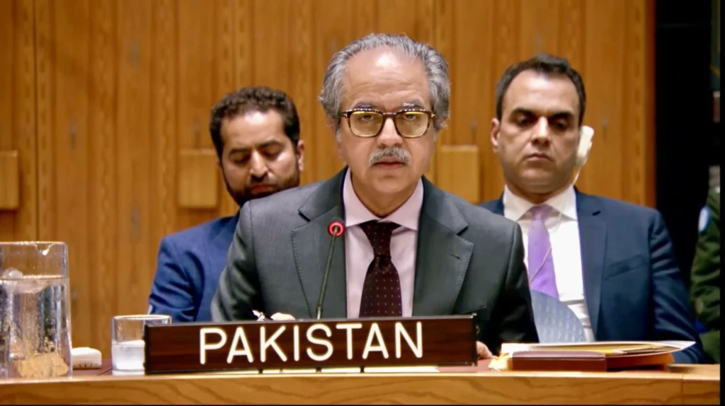 د ملګرو ملتونو کې د پاکستان دایمي استازي وینا؛ د نړیوالو سولې ماموریتونو کې د پاکستاني ځواکونو د قربانیو اعتراف