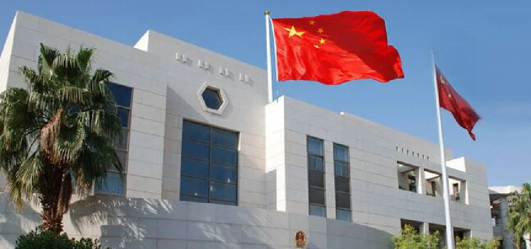 د ایران څخه د چینایي وګړو وتل: د چین سفارت‌خانې دوهم بېړنی خبرداری جاري کړی دی. لومړی خبرداری د جګړې له پیل څخه یوه ورځ مخکې ورکړل شوی و