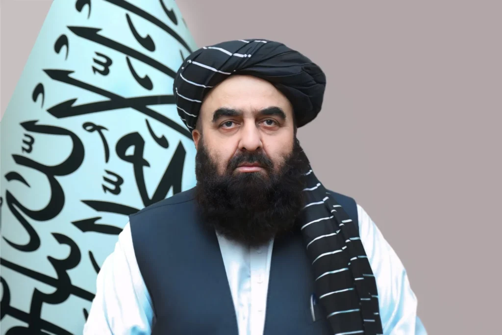 د طالبانو د بهرنیو چارو وزیر خپلو سفارتکارانو او رسنیو ته لارښوونه کړې چې د پاکستان په اړه مسؤلانه چلند غوره کړي