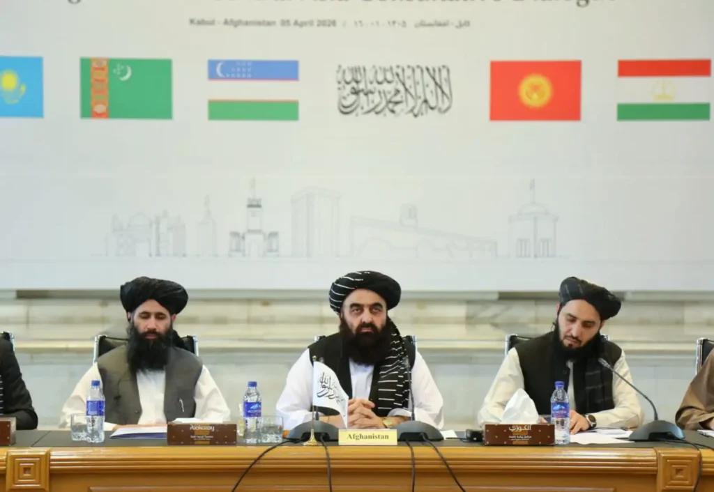 چین په میزباني د پاکستان او افغان طالبانو ترمنځ خبرې روانې دي، افغان حکومت د ستونزو د حل لپاره د مذاکراتو ژمنتیا څرګندوي