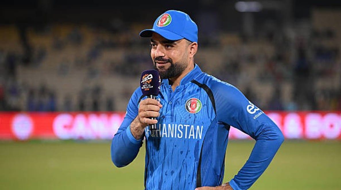 راشد خان: د نړۍ له غوره افغان توپ اچوونکو څخه یو، چې د کرېکټ په ډګر کې یې بېلابېل ریکارډونه جوړ کړي دي