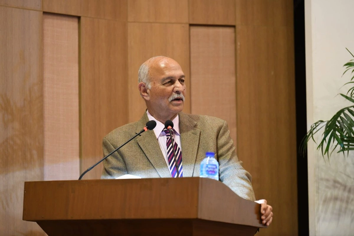 د راپورونو له مخې د مشاهد حسین څرګندونې ناسمې وړاندې شوې، چې هدف یې د پاکستان او متحده عربي اماراتو ترمنځ اړیکو اغېزمنول بلل کېږي