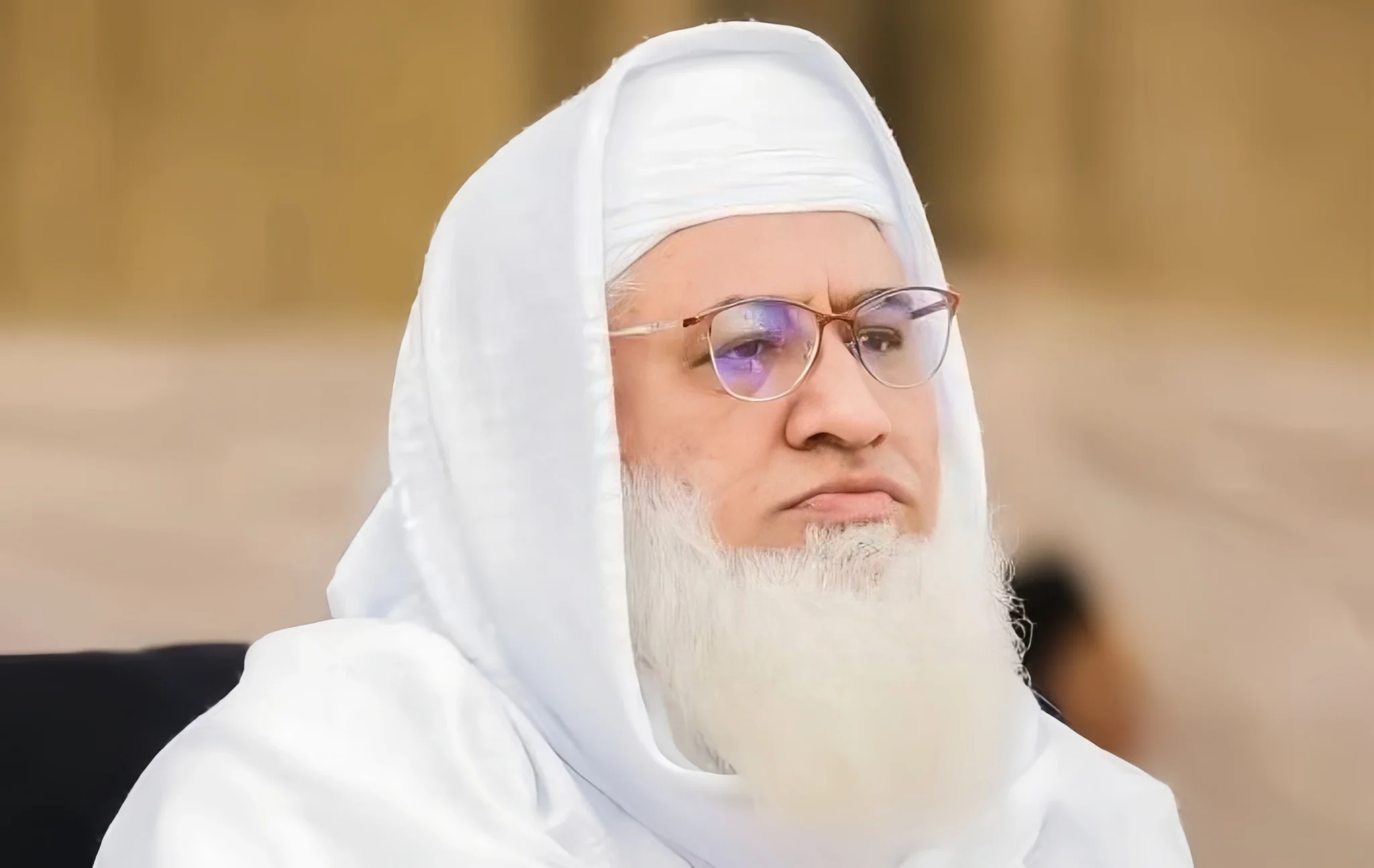 په چارسده کې د شیخ ادریس د وژنې د تحقیقاتو په اړه د مهمو پرمختګونو راپور مخې ته راغلی دی، چې له مخې یې د یوې مبینه آډیو لیک وروسته د دې پېښې سره د تړلي شبکې په اړه نوي انکشافات شوي دي